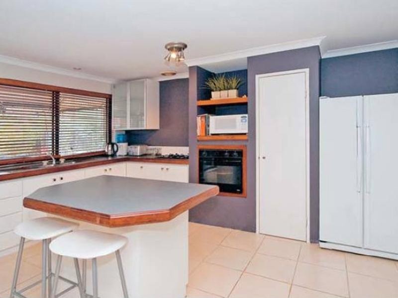 11 Morton Avenue, Ellenbrook WA 6069