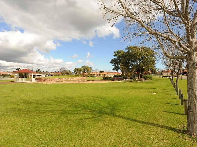 3 Solanum Court, Ellenbrook WA 6069