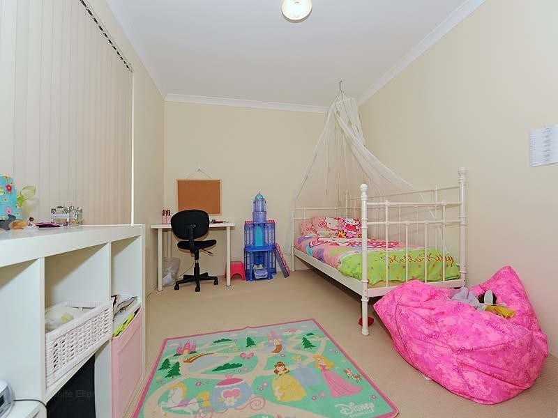 72 Granesse Drive, Ellenbrook WA 6069