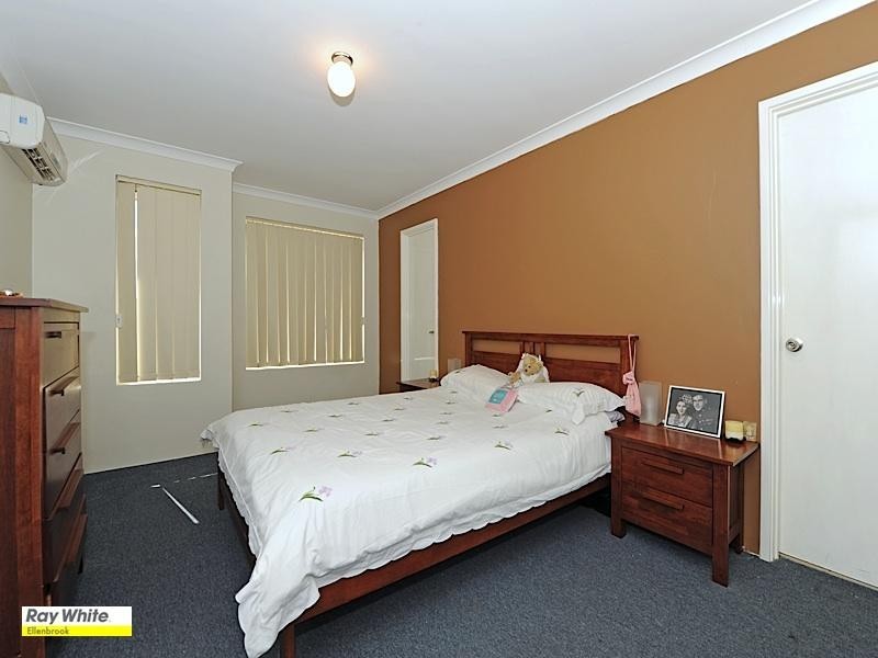 15 Brontie Avenue, Ellenbrook WA 6069