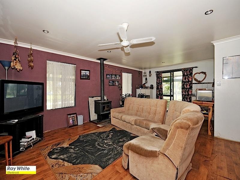 1086 Almeria Parade, Bullsbrook WA 6084