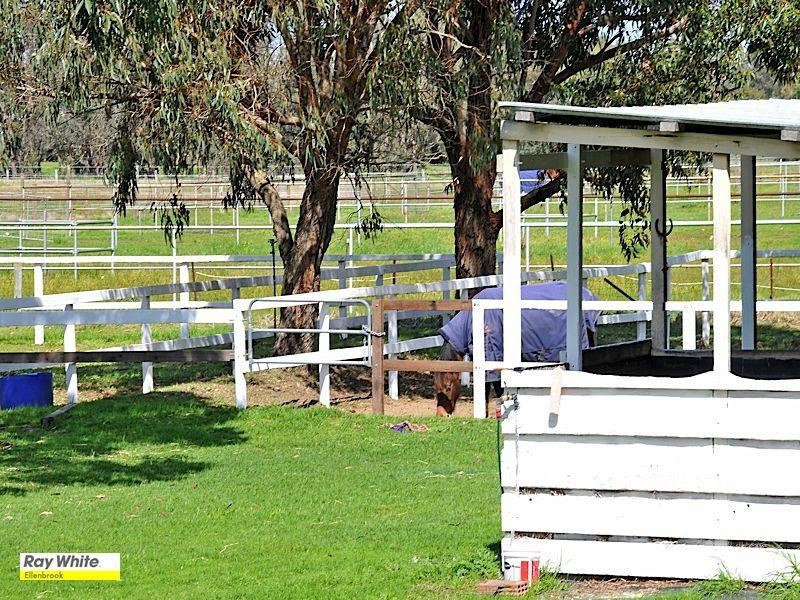 1086 Almeria Parade, Bullsbrook WA 6084