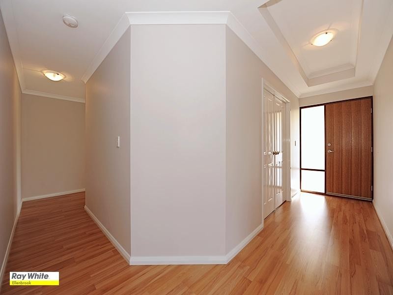 7 Fewson Turn, Ellenbrook WA 6069