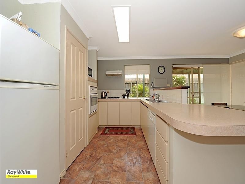 30 Parrotbush Crescent, Ellenbrook WA 6069