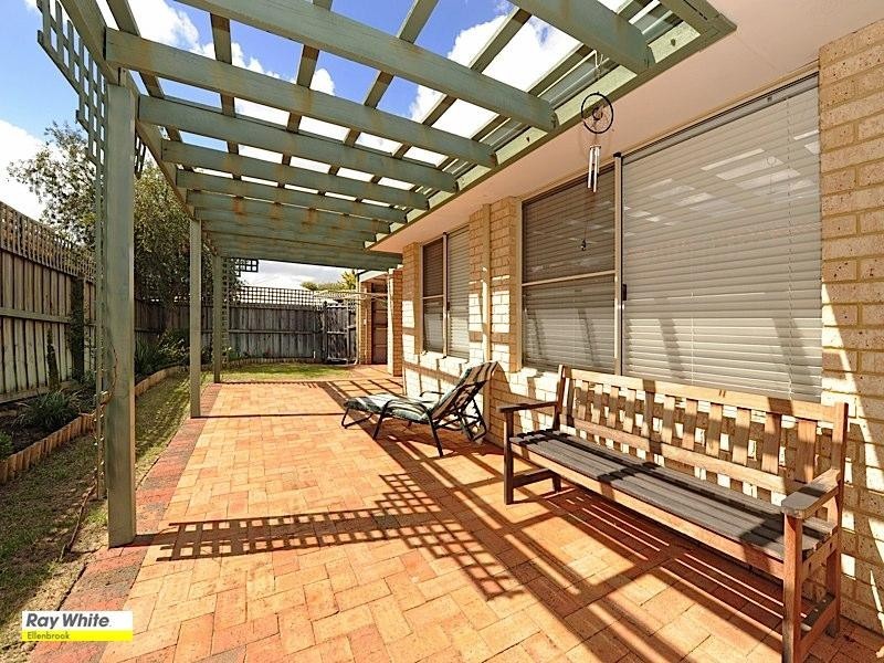 30 Parrotbush Crescent, Ellenbrook WA 6069