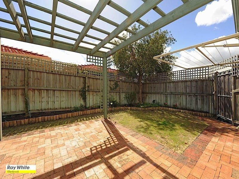 30 Parrotbush Crescent, Ellenbrook WA 6069