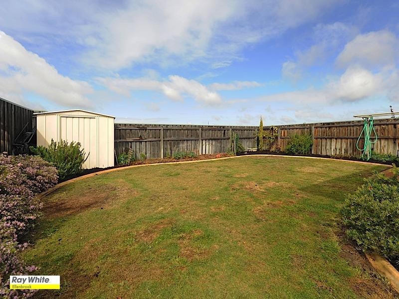 72 Larrawa Circle, Ellenbrook WA 6069