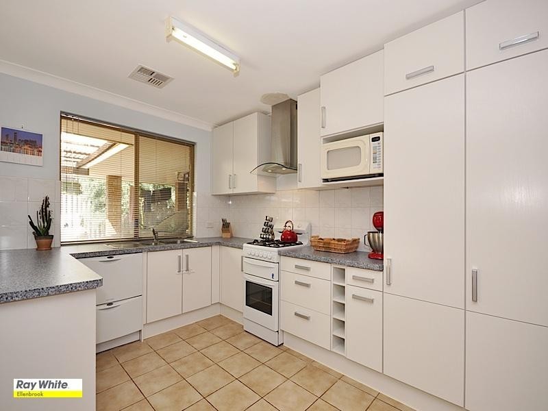 52 Clipper Drive, Ballajura WA 6066