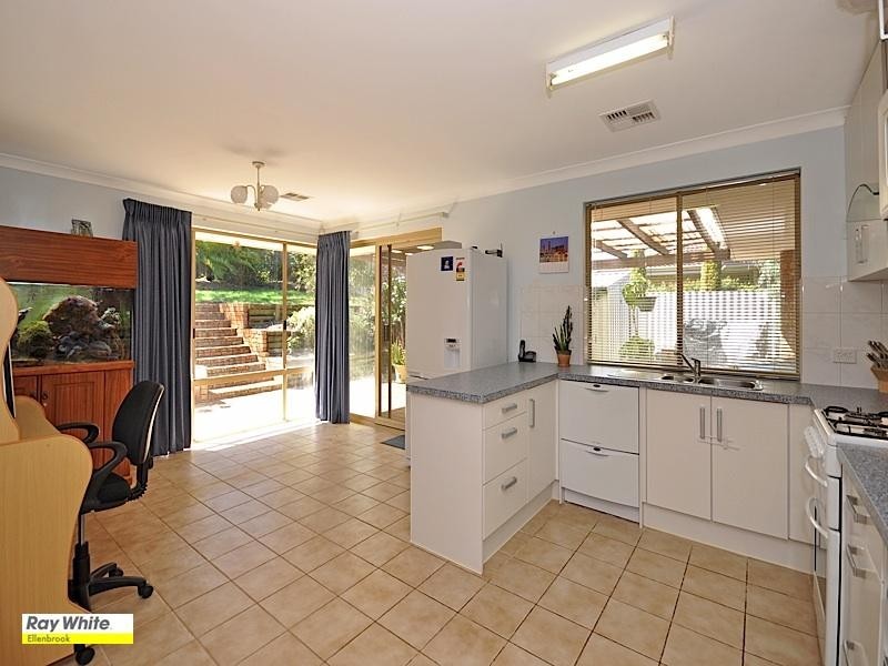52 Clipper Drive, Ballajura WA 6066