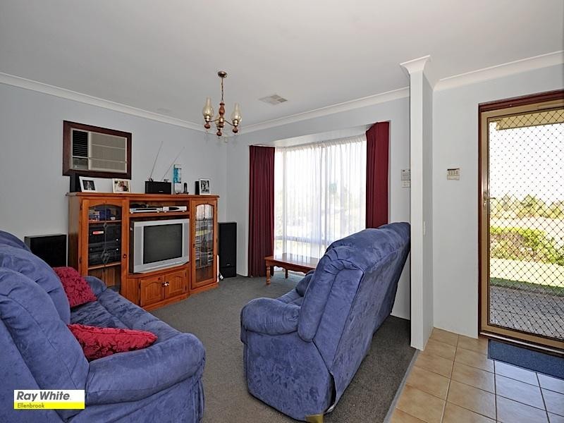 52 Clipper Drive, Ballajura WA 6066