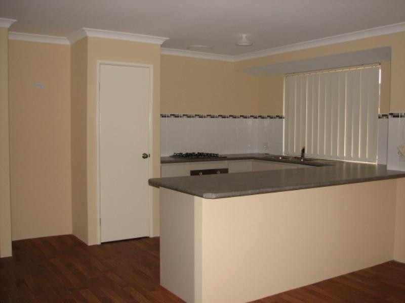 14 Heathland Terrace, Ellenbrook WA 6069