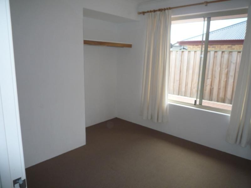 40 Simmonds Pass, Ellenbrook WA 6069