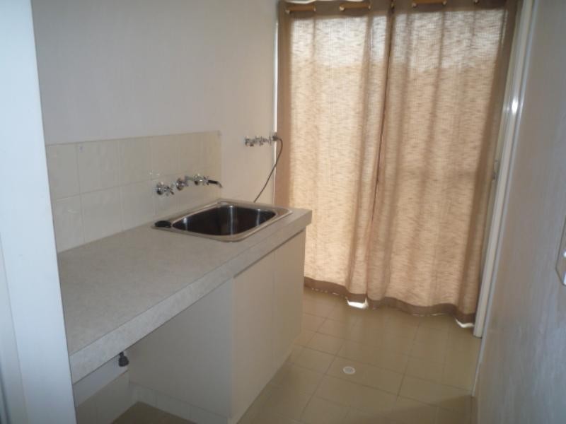 40 Simmonds Pass, Ellenbrook WA 6069