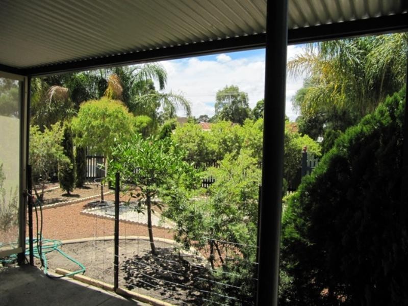 1 Sheen Way, Bullsbrook WA 6084