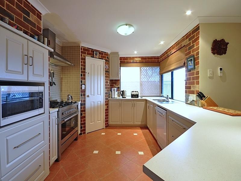 9 Thornbill Vista, Ellenbrook WA 6069