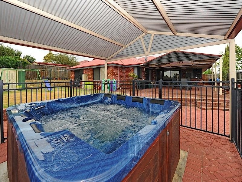 9 Thornbill Vista, Ellenbrook WA 6069