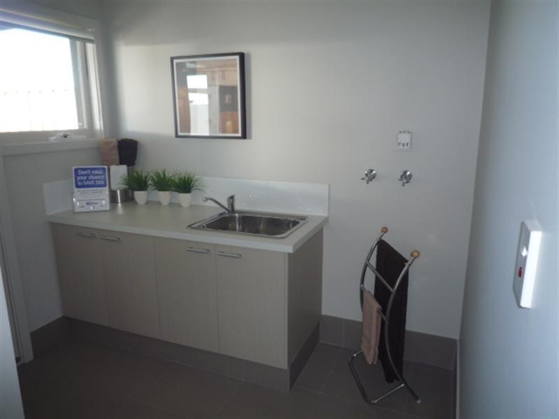 18 Dunrobin Drive, Ellenbrook WA 6069