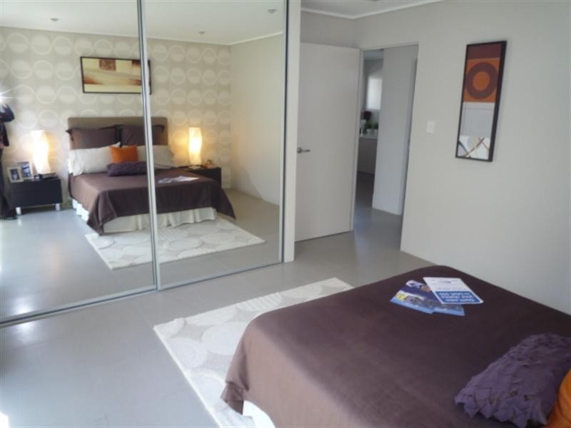 18 Dunrobin Drive, Ellenbrook WA 6069