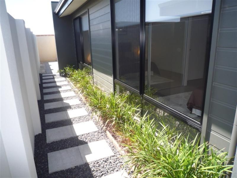 18 Dunrobin Drive, Ellenbrook WA 6069