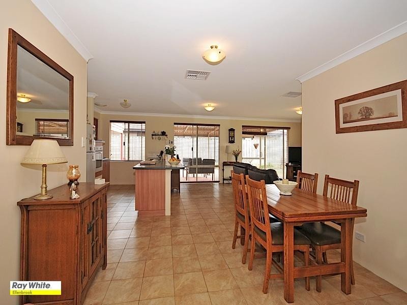 2 Heirisson Turn, Ellenbrook WA 6069