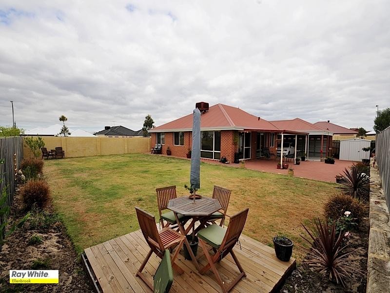 2 Heirisson Turn, Ellenbrook WA 6069