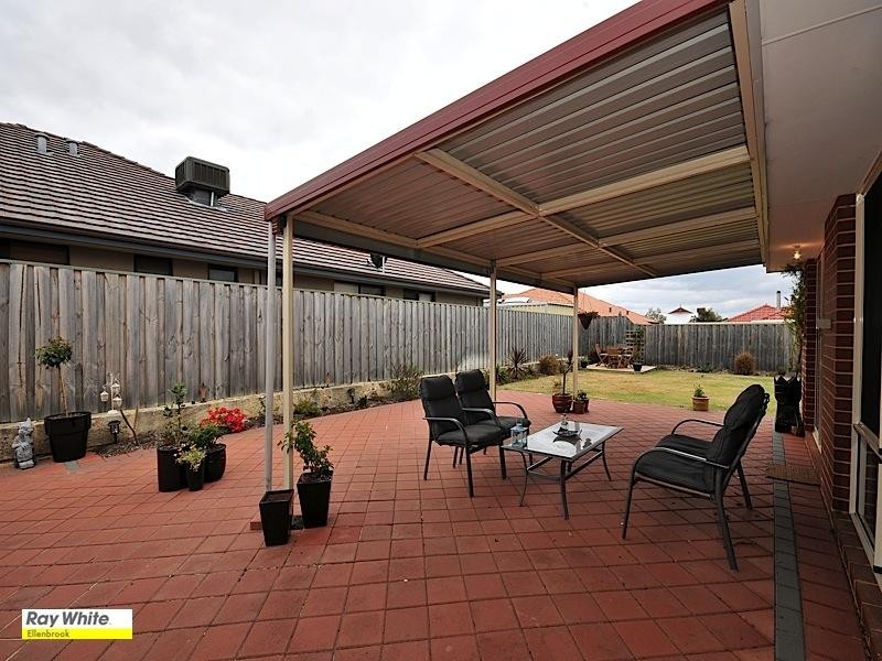 2 Heirisson Turn, Ellenbrook WA 6069