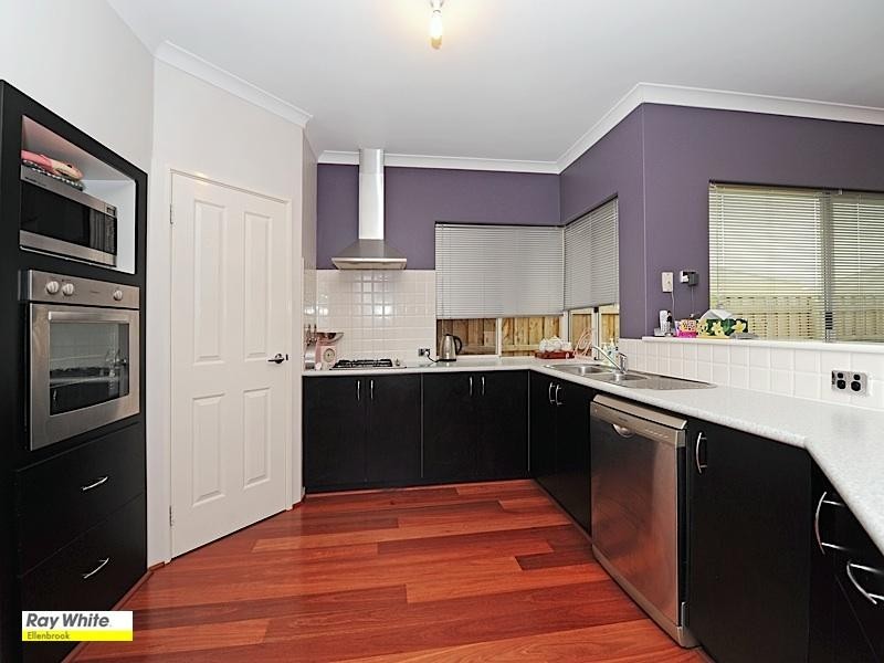 11 Redbank Drive, Ellenbrook WA 6069