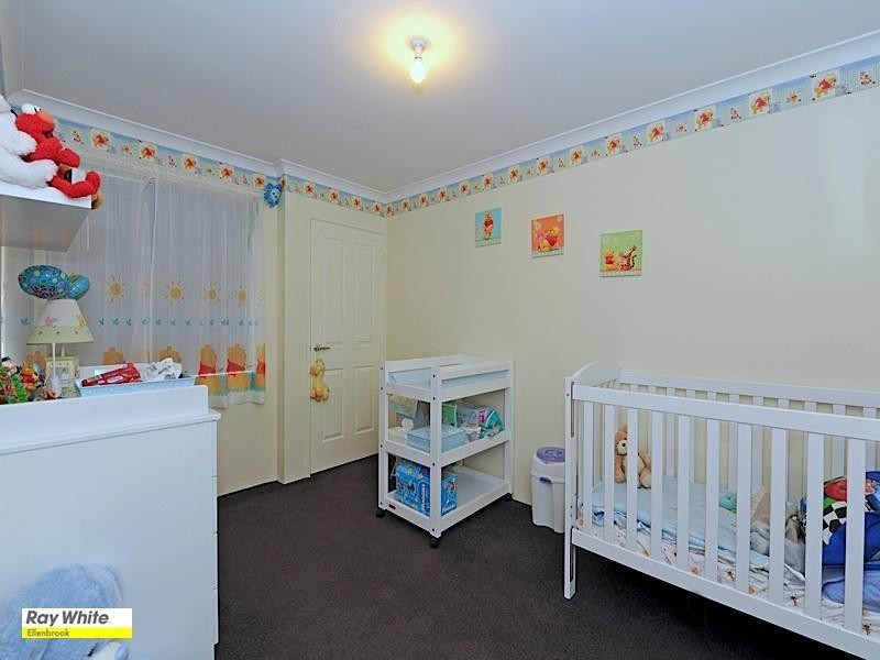 11 Redbank Drive, Ellenbrook WA 6069