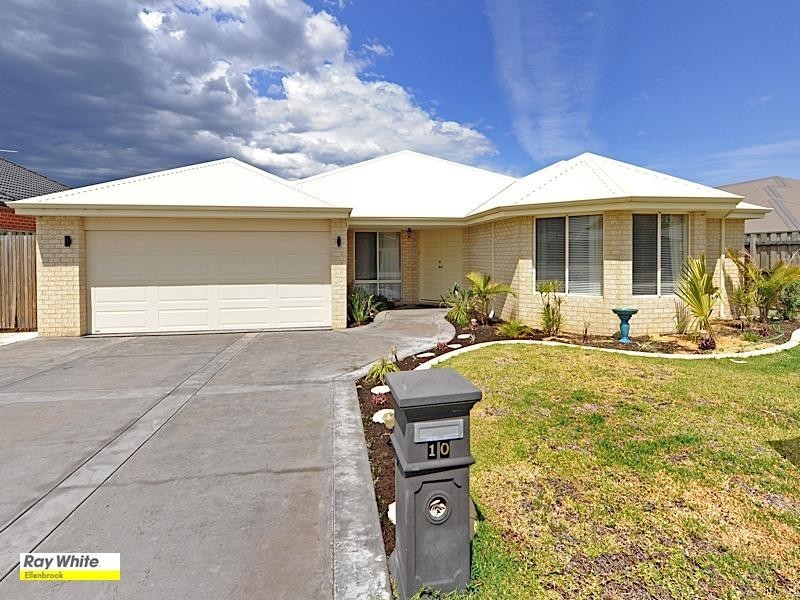 10 Turnberry Way, The Vines WA 6069