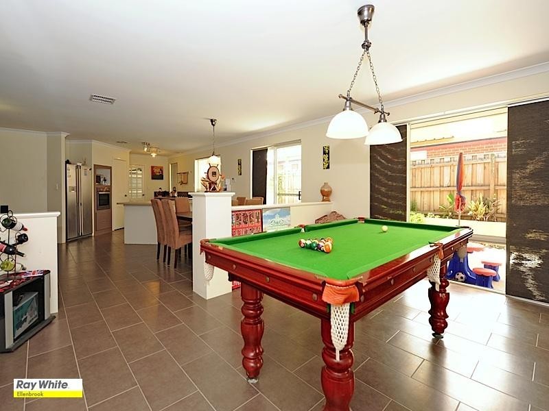 10 Turnberry Way, The Vines WA 6069