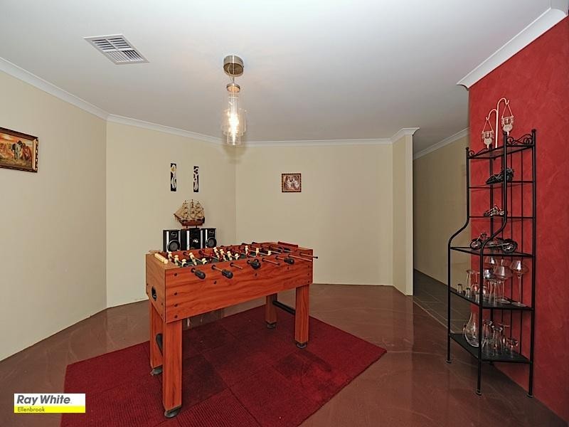 10 Turnberry Way, The Vines WA 6069