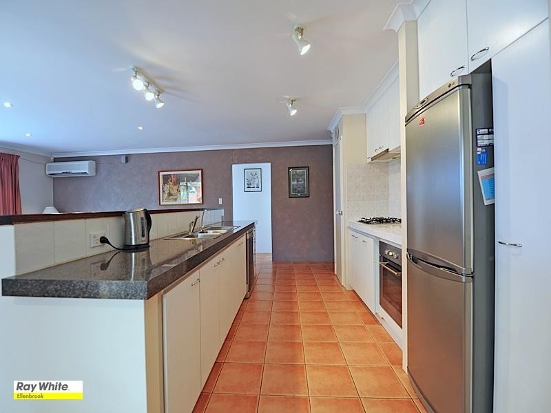 21 Kalyeeda Terrace, Ellenbrook WA 6069