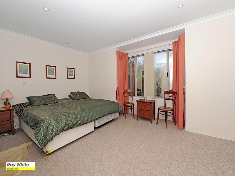 21 Kalyeeda Terrace, Ellenbrook WA 6069