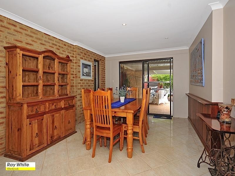 31 Deanhead Street, Bullsbrook WA 6084