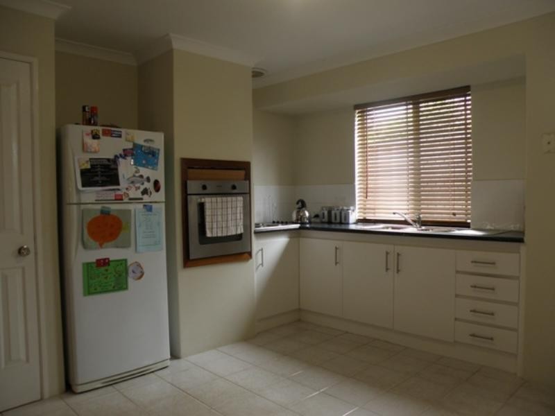 36 Lewis Jones Cross, Stratton WA 6056