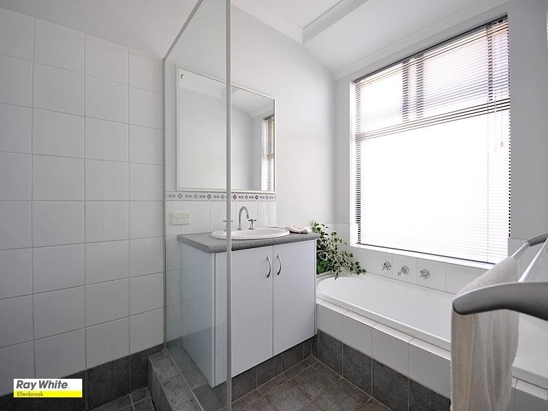 28 Lookout Circle, Ellenbrook WA 6069