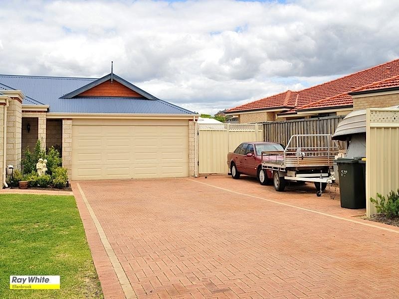 28 Lookout Circle, Ellenbrook WA 6069