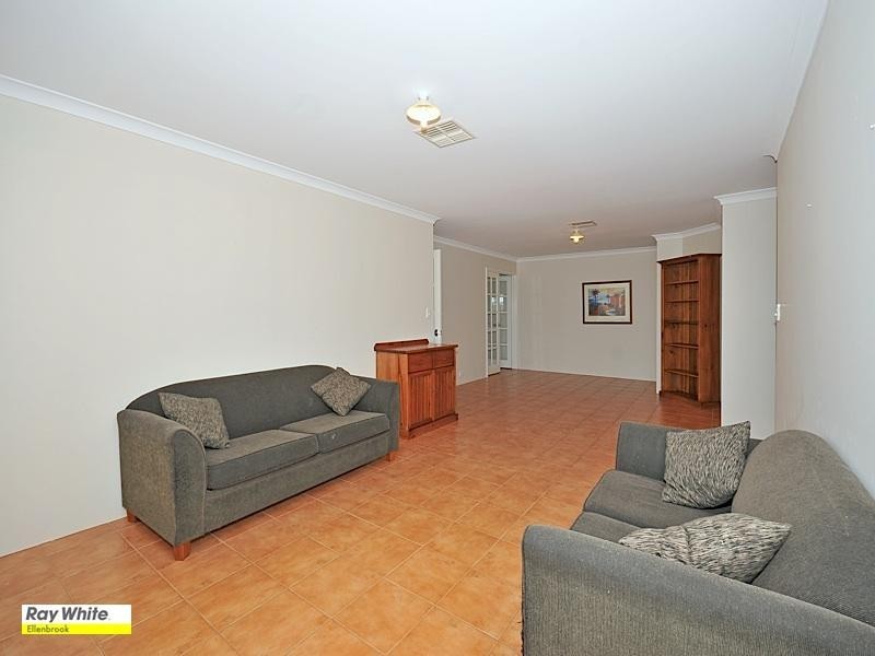 74 Taittinger Grove, The Vines WA 6069