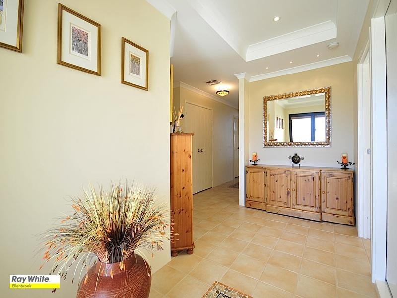 10 Ingham Street, Aveley WA 6069