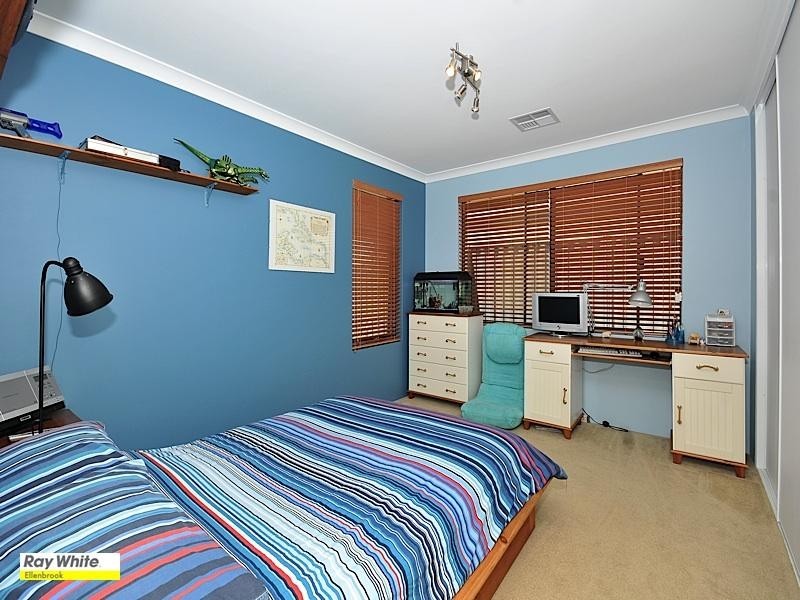 10 Ingham Street, Aveley WA 6069