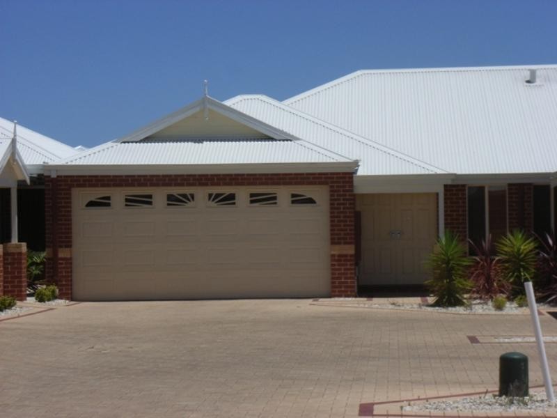 3/32 Farmaner Parkway, Ellenbrook WA 6069