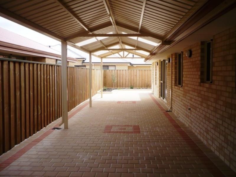 82 Granesse Drive, Ellenbrook WA 6069