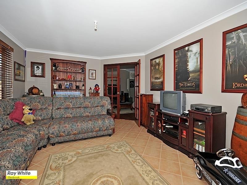 47 Birkett Circle, Ellenbrook WA 6069