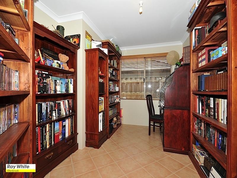 47 Birkett Circle, Ellenbrook WA 6069