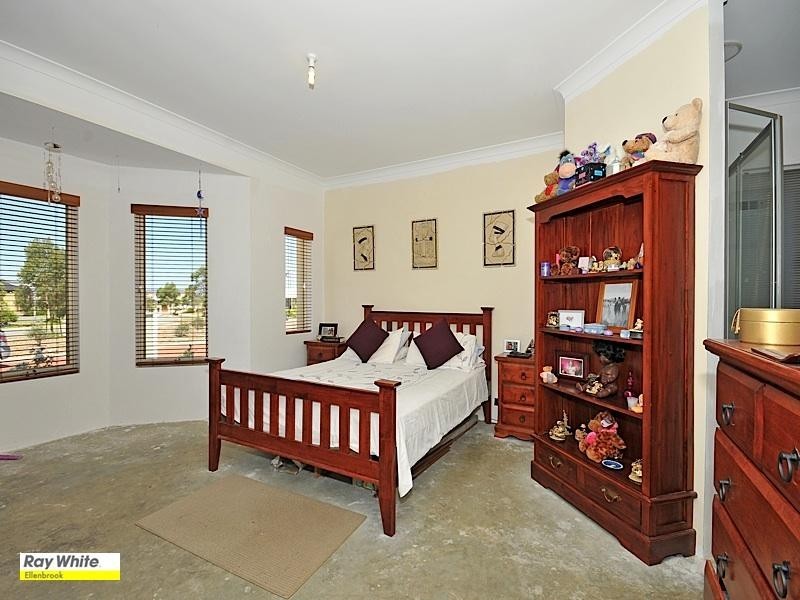 47 Birkett Circle, Ellenbrook WA 6069