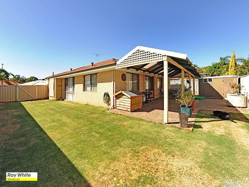 17 Canopy Court, Banksia Grove WA 6031