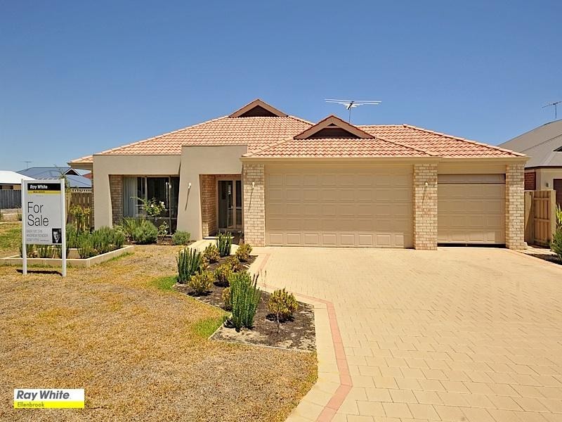 48 Roxburghe Drive, The Vines WA 6069