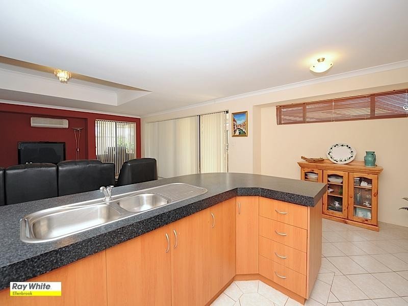 47 Rocklea Crescent, Ellenbrook WA 6069