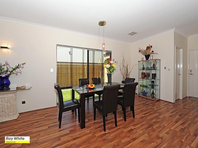 8 Stott Way, Ellenbrook WA 6069