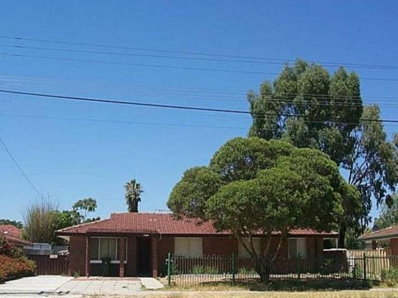 176 Ravenswood Drive, Nollamara WA 6061